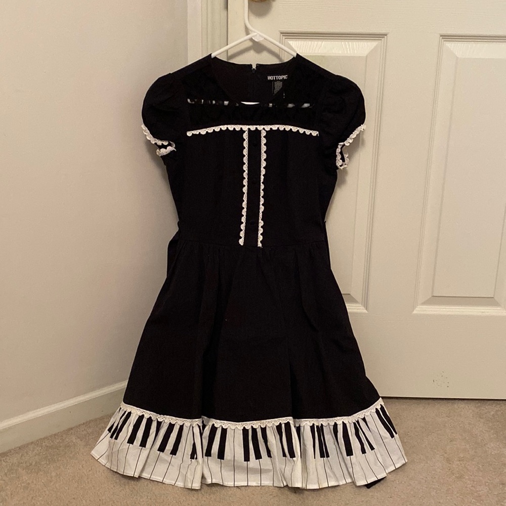 alt hot topic piano dress
